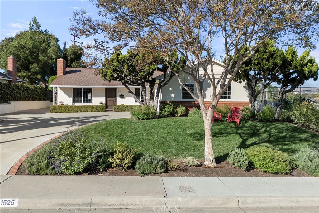 1525 Rolling Hills Drive, Fullerton CA 92835 - photo 2