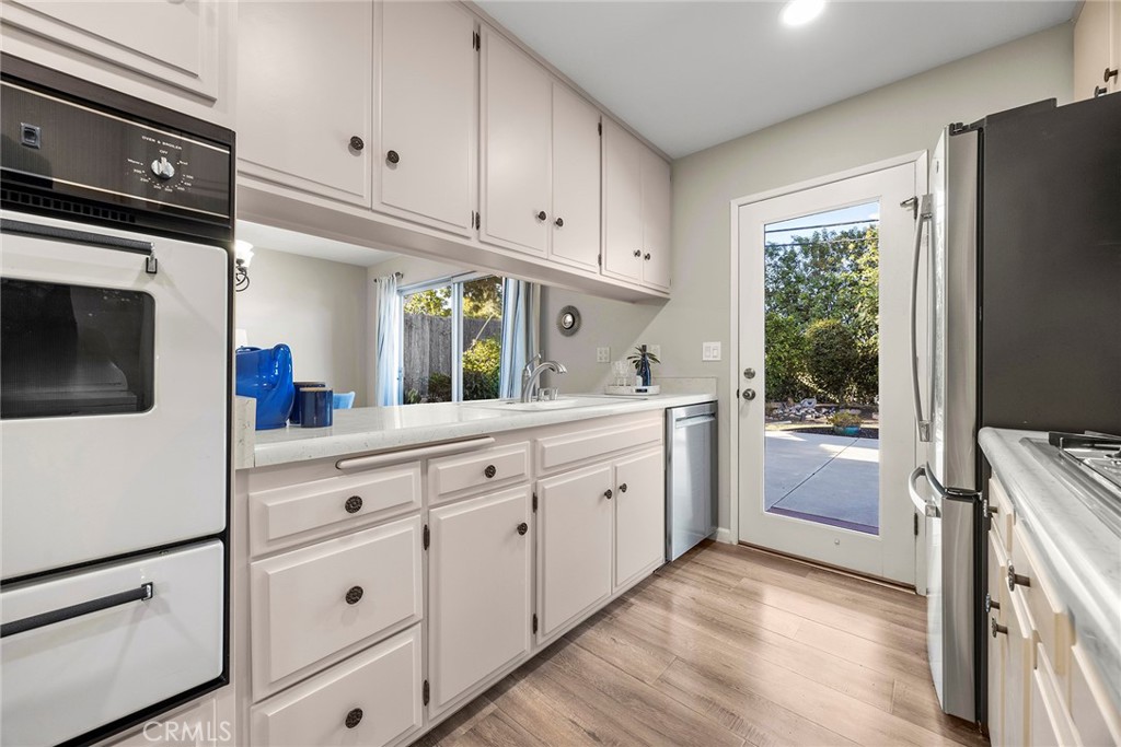 1525 Rolling Hills Drive, Fullerton CA 92835 - photo 11