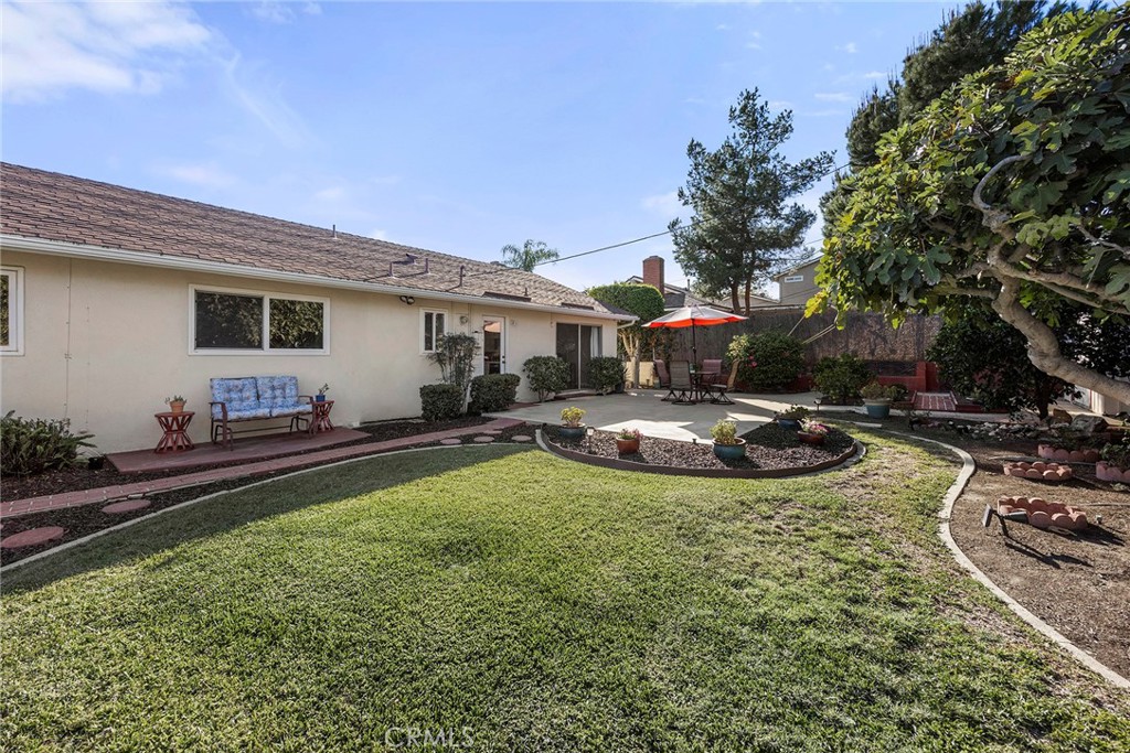 1525 Rolling Hills Drive, Fullerton CA 92835 - photo 27