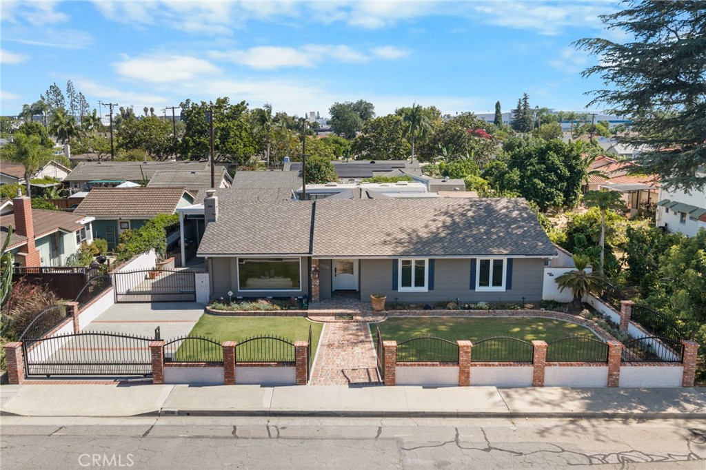 1536 E Commonwealth E, Fullerton CA 92831 - photo 1