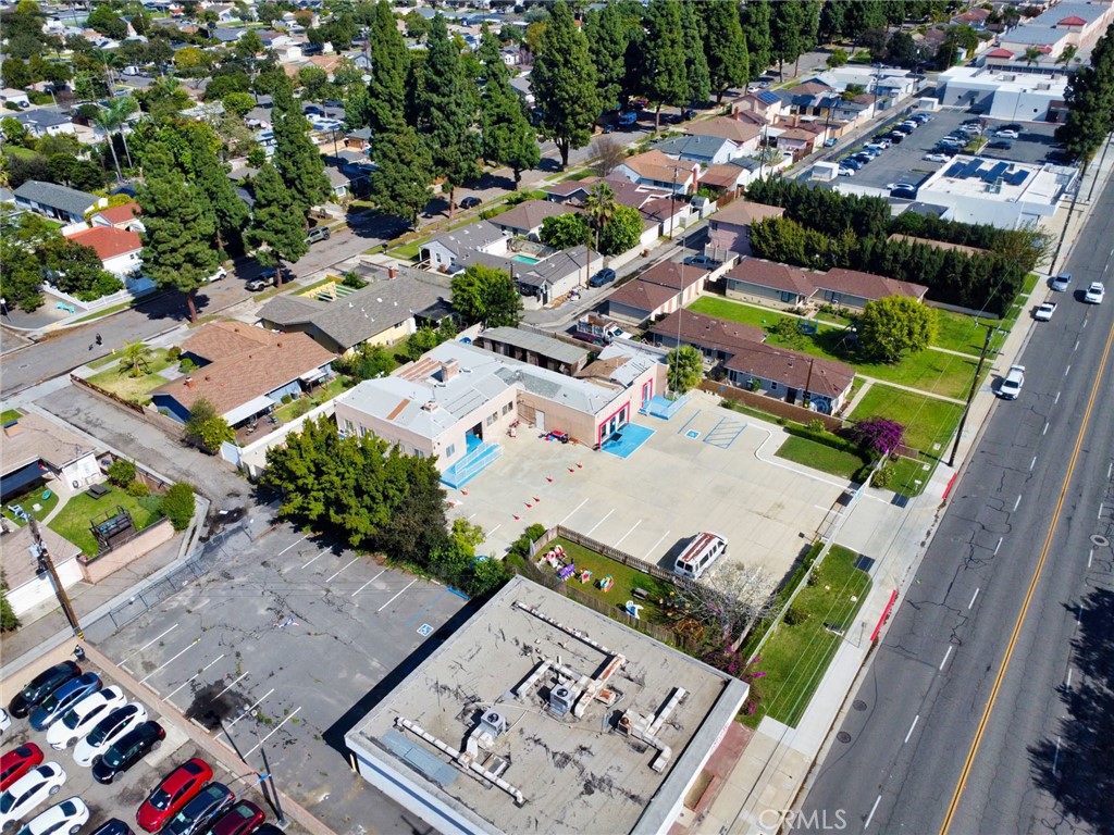 1555 W Commonwealth Avenue, Fullerton CA 92833 - photo 8
