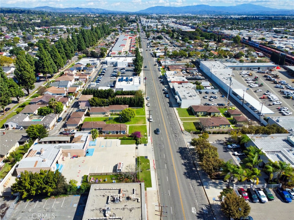 1555 W Commonwealth Avenue, Fullerton CA 92833 - photo 9