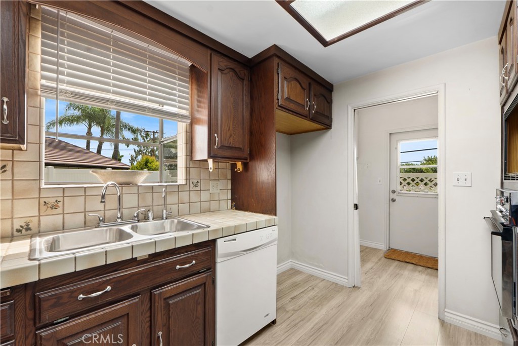 1612 W Brookdale Place, Fullerton CA 92833 - photo 15