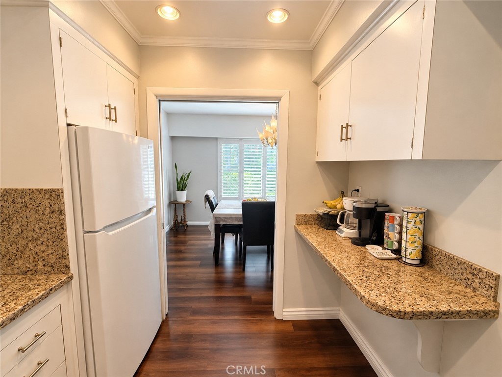 1641 S Pomona D37, Fullerton CA 92832 - photo 7