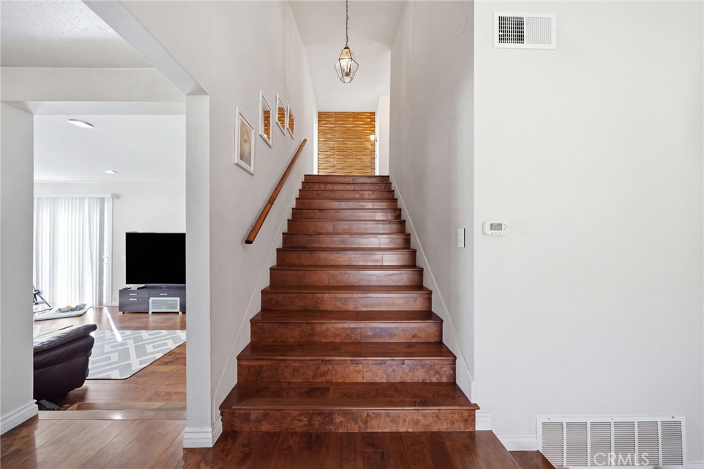 1718 Kingham Avenue, Fullerton CA 92833 - photo 15