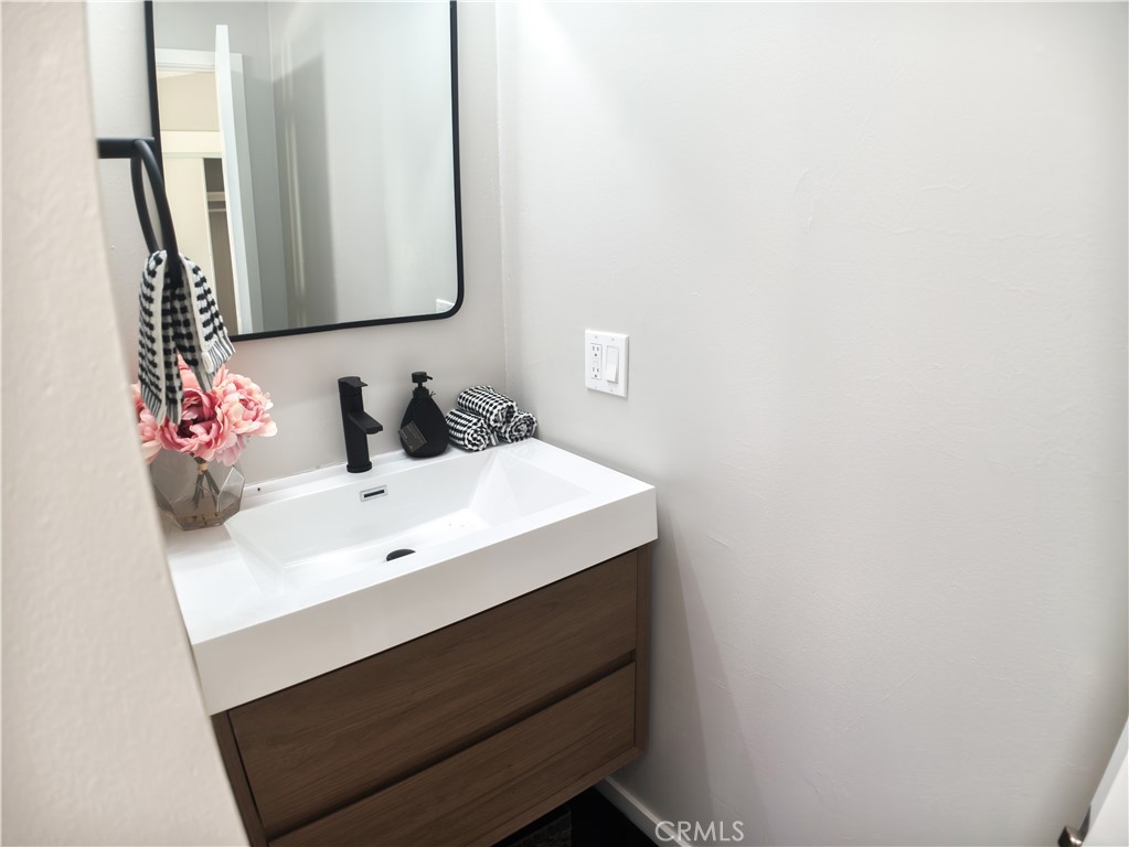 1850 W Orangethorpe 25, Fullerton CA 92833 - photo 13