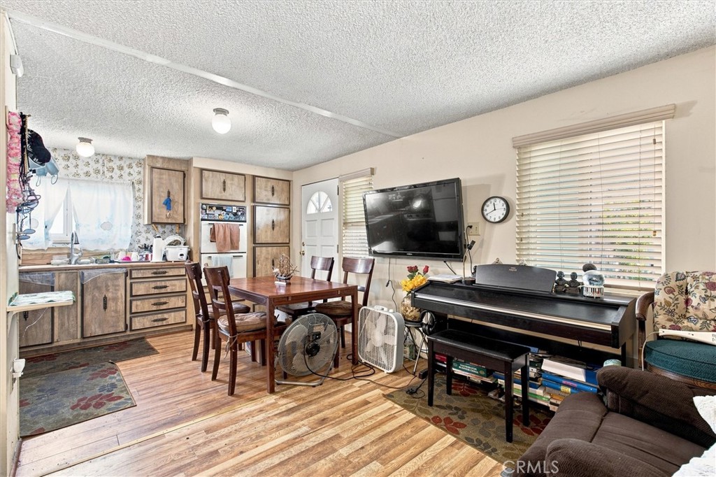 1850 W Orangethorpe Avenue W 44, Fullerton CA 92833 - photo 6