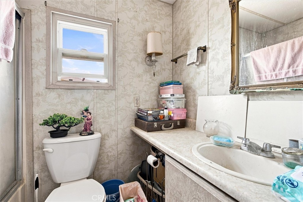 1850 W Orangethorpe Avenue W 44, Fullerton CA 92833 - photo 11