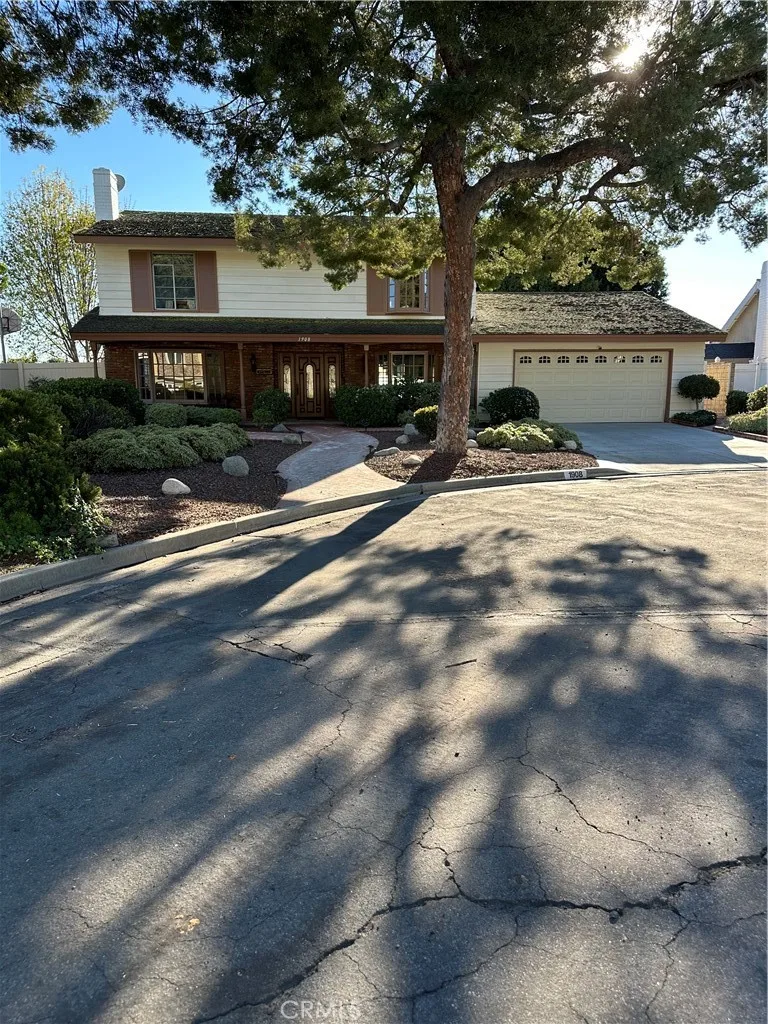 1908 Brentwood, Fullerton, CA 92831