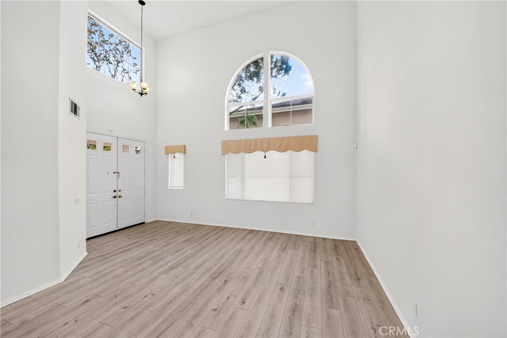 1918 Edinburgh Way, Fullerton CA 92831 - photo 6