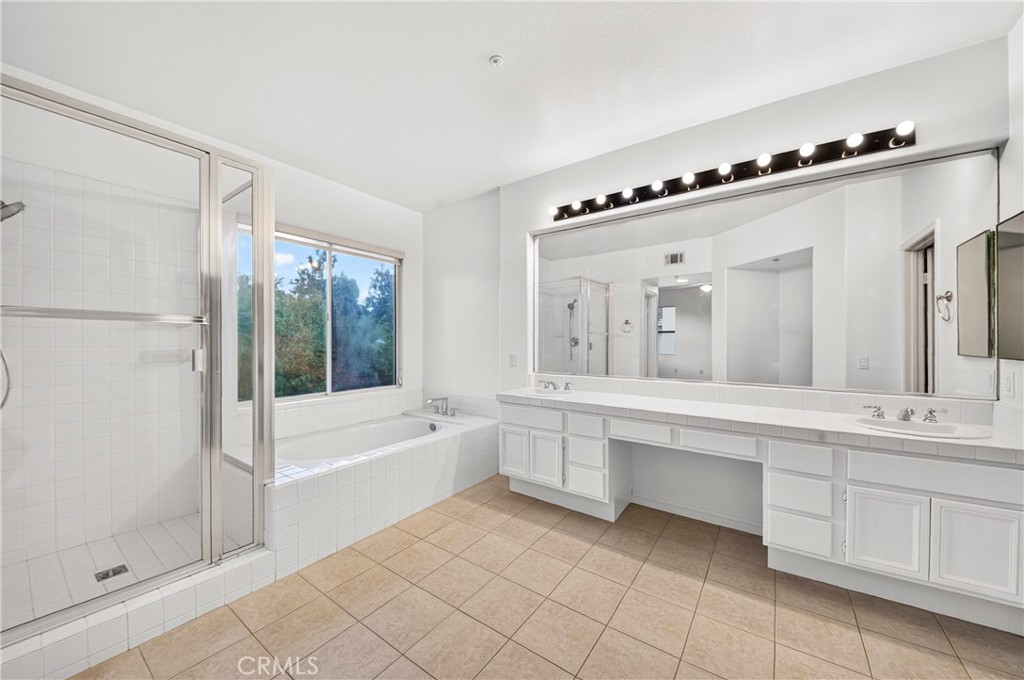 1918 Edinburgh Way, Fullerton CA 92831 - photo 16