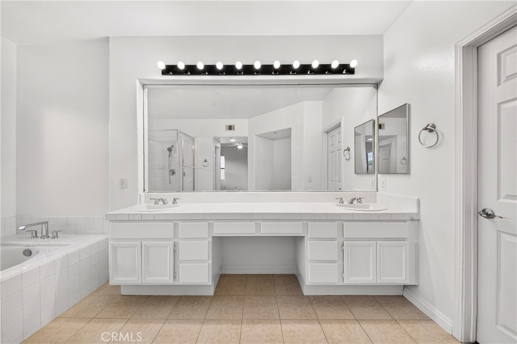1918 Edinburgh Way, Fullerton CA 92831 - photo 17