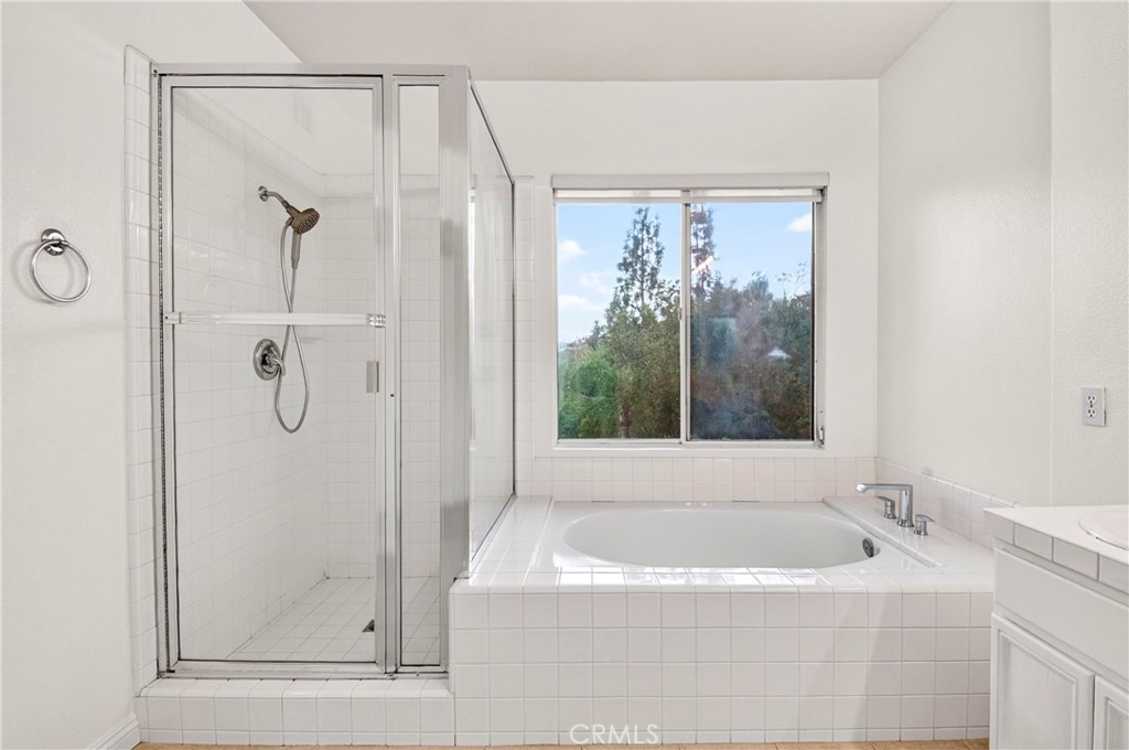 1918 Edinburgh Way, Fullerton CA 92831 - photo 18