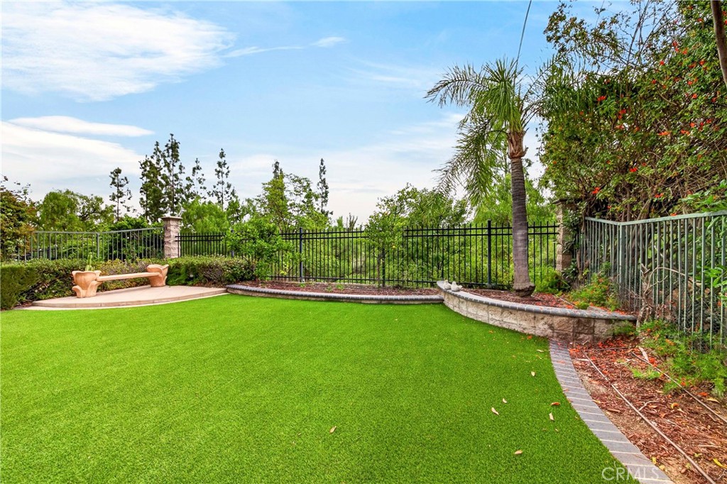 1918 Edinburgh Way, Fullerton CA 92831 - photo 39