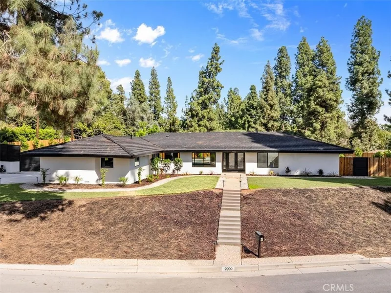 2000 Redondo, Fullerton