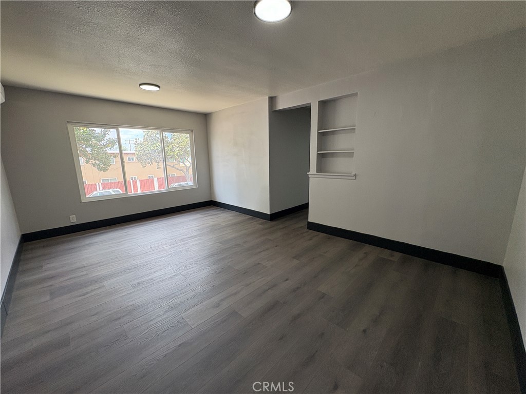 2001 E Wilshire Avenue 4, Fullerton CA 92831 - photo 2