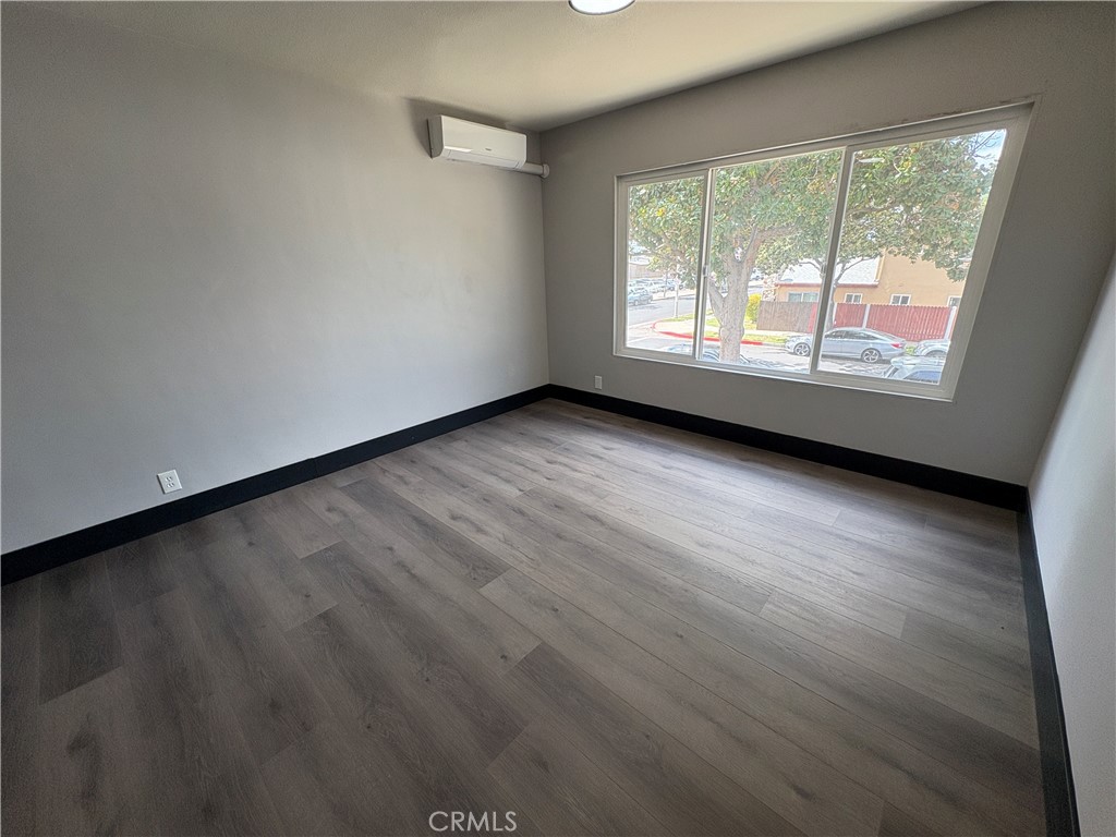 2001 E Wilshire Avenue 4, Fullerton CA 92831 - photo 3