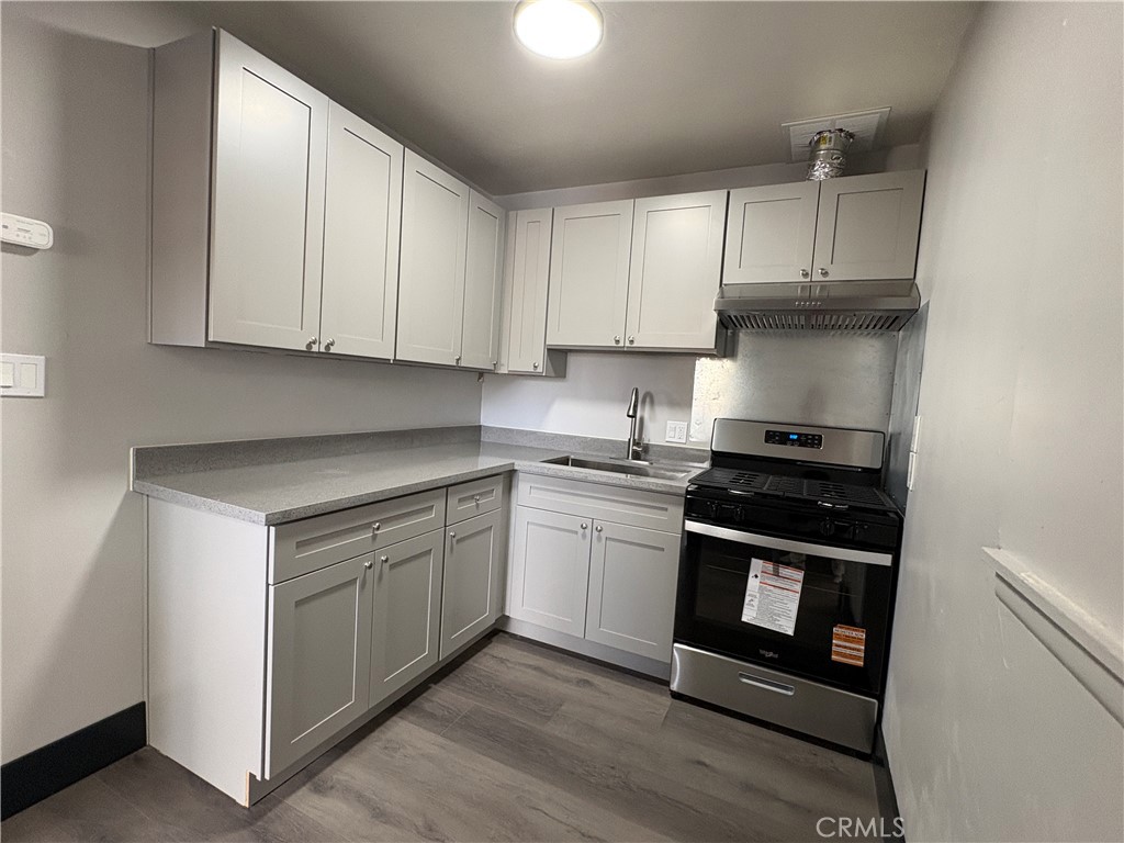 2001 E Wilshire Avenue 4, Fullerton CA 92831 - photo 6