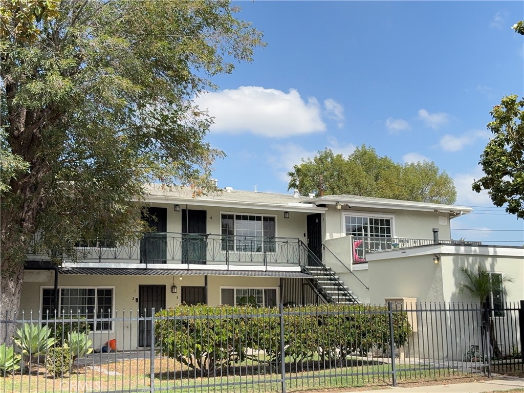 2001 E Wilshire Avenue 4, Fullerton CA 92831 - photo 12