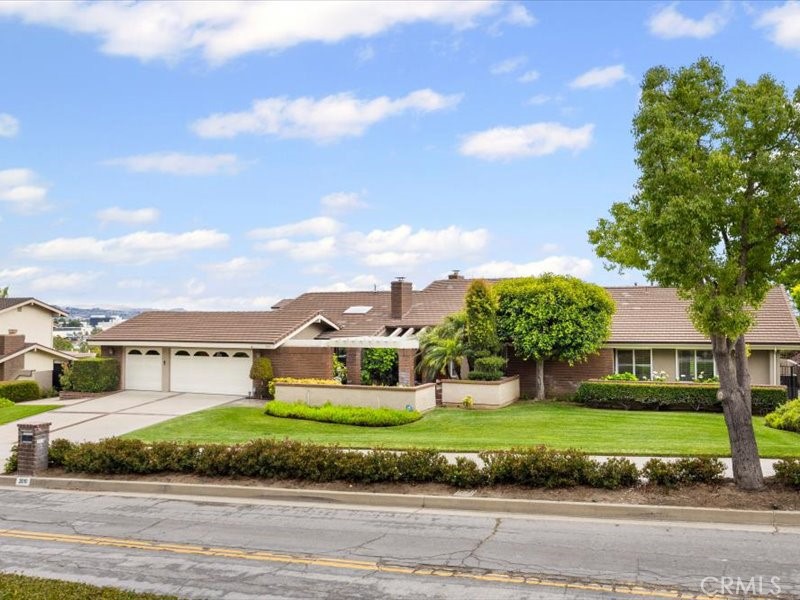 Welcome home! - 2010 Pioneer Ave., Fullerton CA 92831 - photo 1