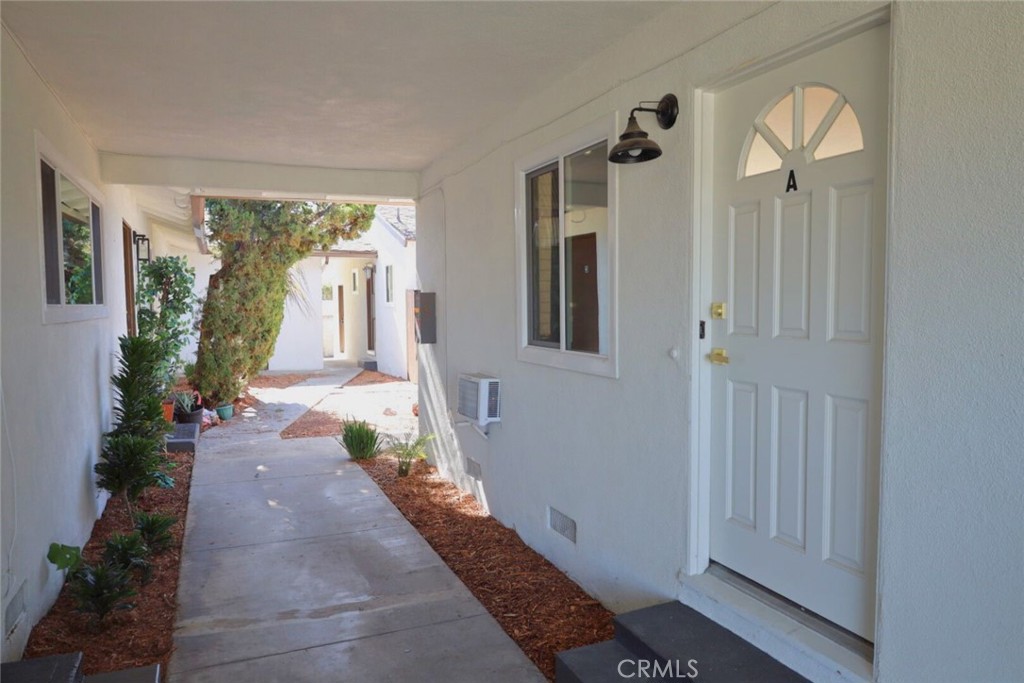 2024 E Commonwealth Ave, Fullerton CA 92831 - photo 8