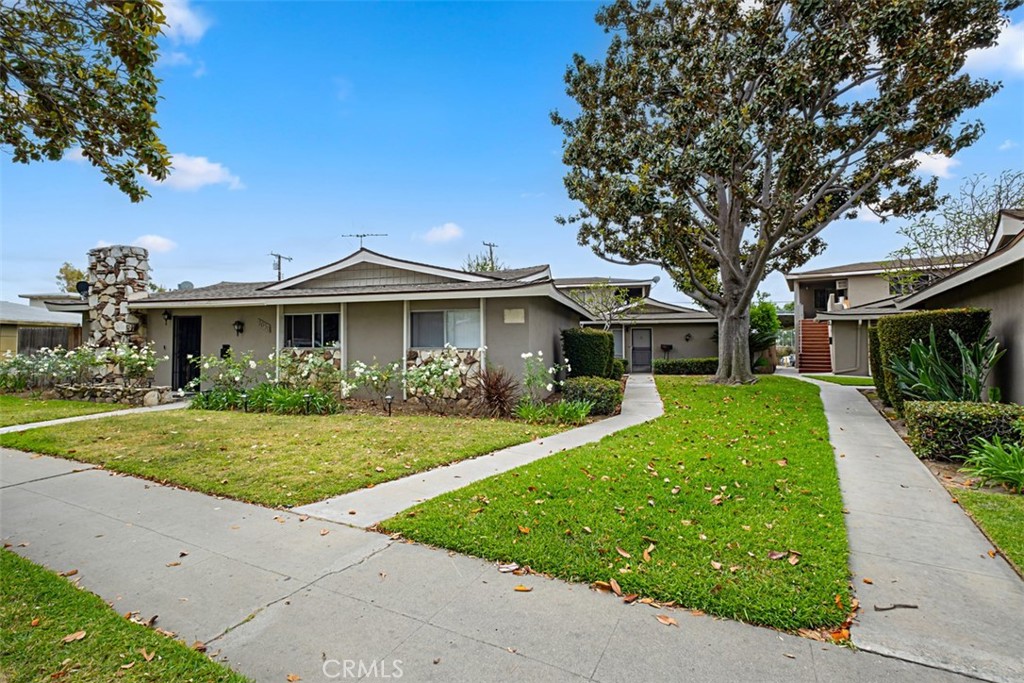 Gardener maintained property lot - 2030 E Wilshire Avenue B, Fullerton CA 92831 - photo 1