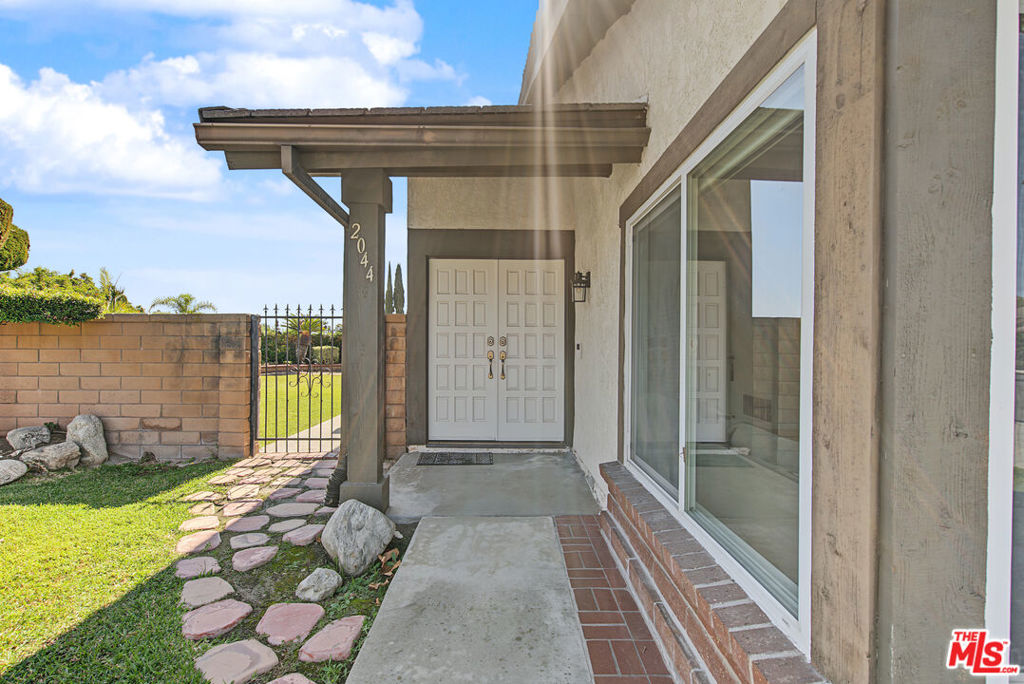 2044 Foothill Drive, Fullerton CA 92833 - photo 4