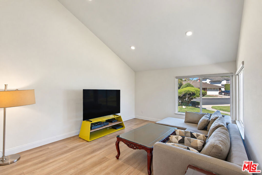 2044 Foothill Drive, Fullerton CA 92833 - photo 9