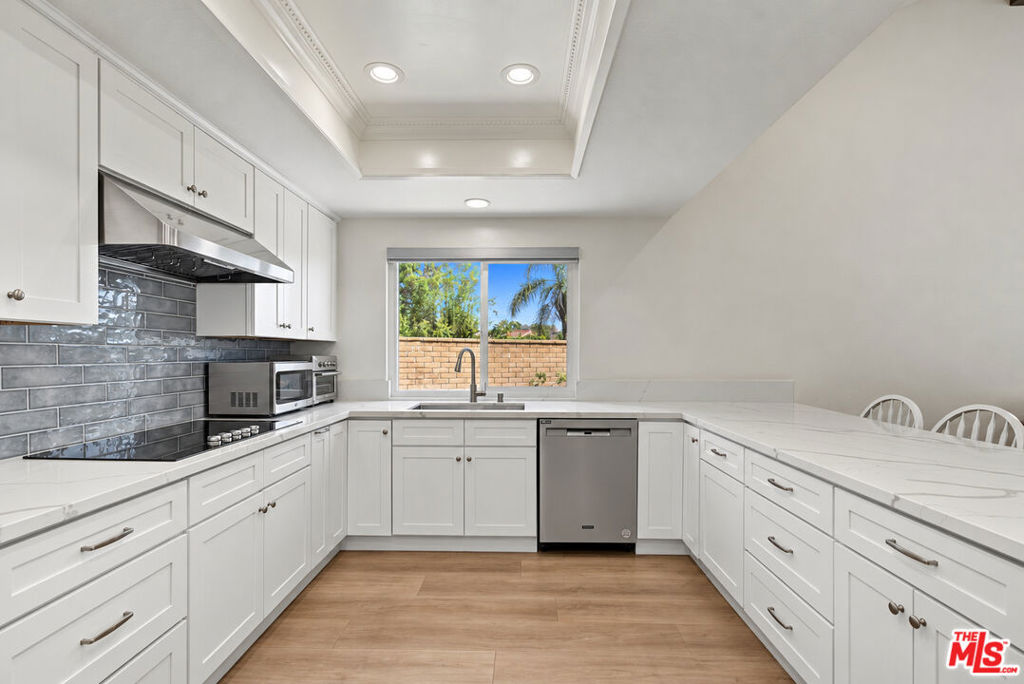 2044 Foothill Drive, Fullerton CA 92833 - photo 16