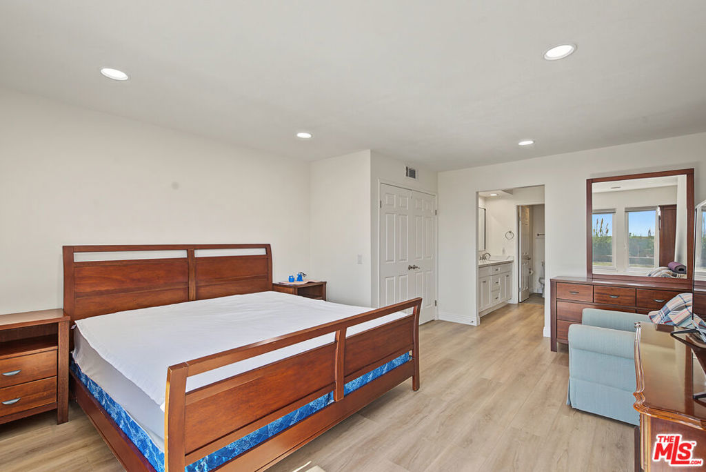 2044 Foothill Drive, Fullerton CA 92833 - photo 31