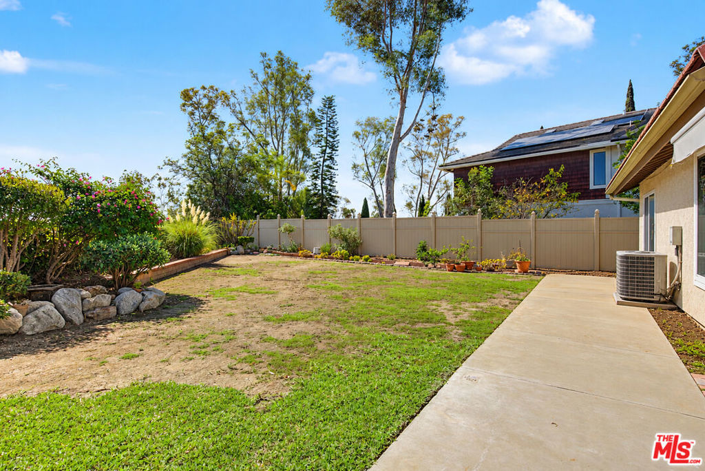 2044 Foothill Drive, Fullerton CA 92833 - photo 37