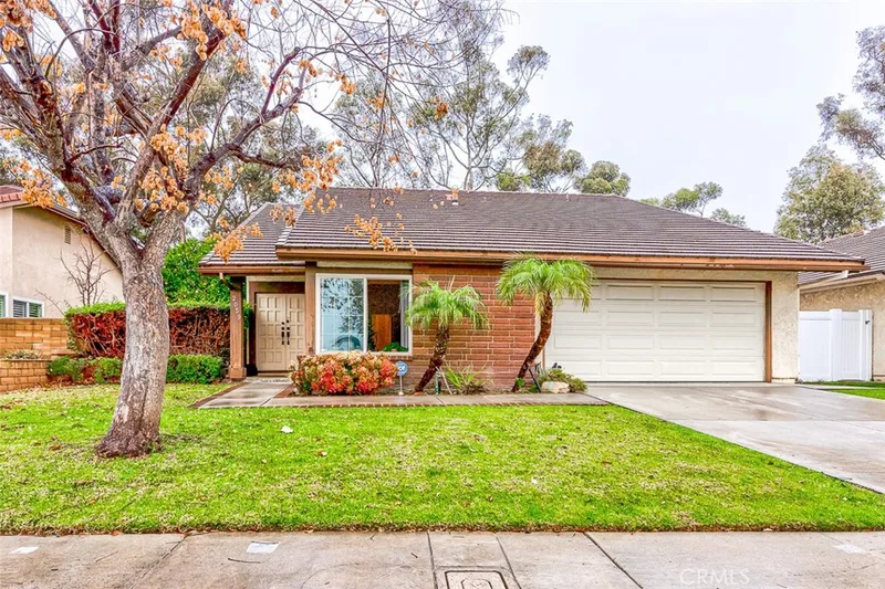 2059 Seaview, Fullerton, CA 92833