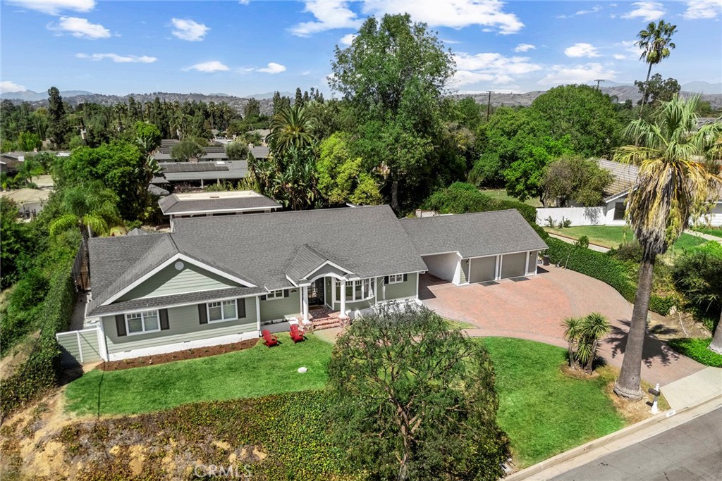207 Barcelona, Fullerton CA 92835 - photo 1