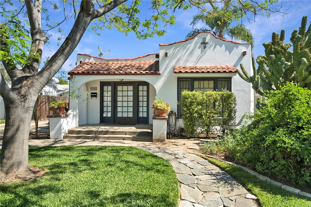 Welcome to 208 N. Cornell Avenue in Fullerton's College Park Historic District - 208 N Cornell Ave, Fullerton CA 92831 - photo 1