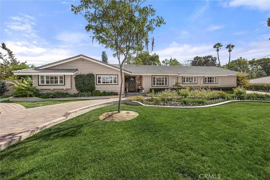 2100 Yucca Avenue, Fullerton CA 92835 - photo 2