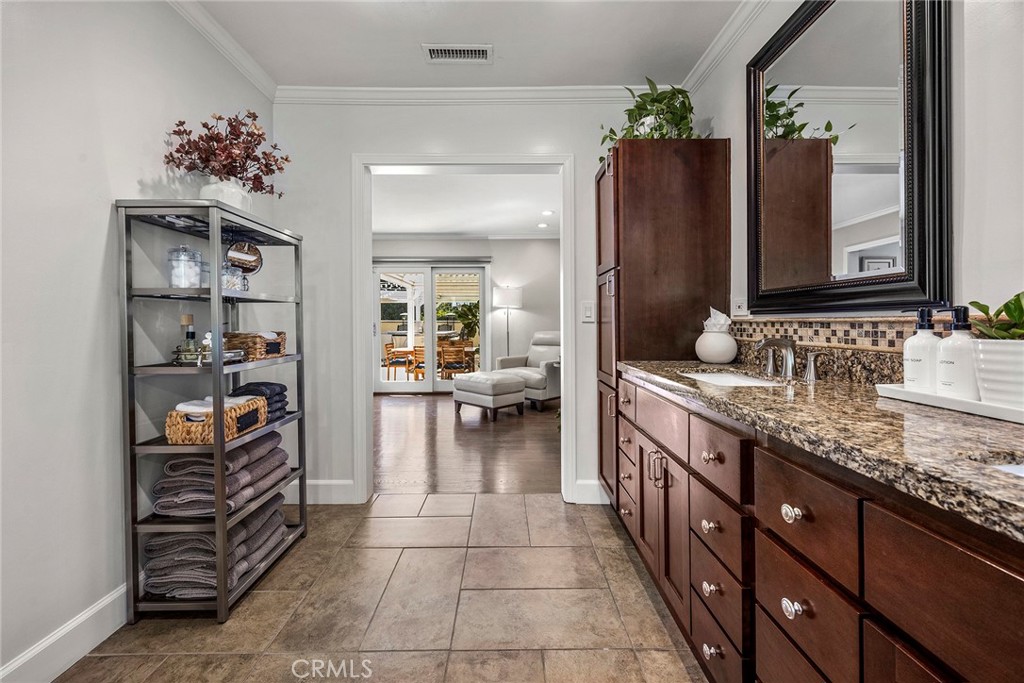 2100 Yucca Avenue, Fullerton CA 92835 - photo 33
