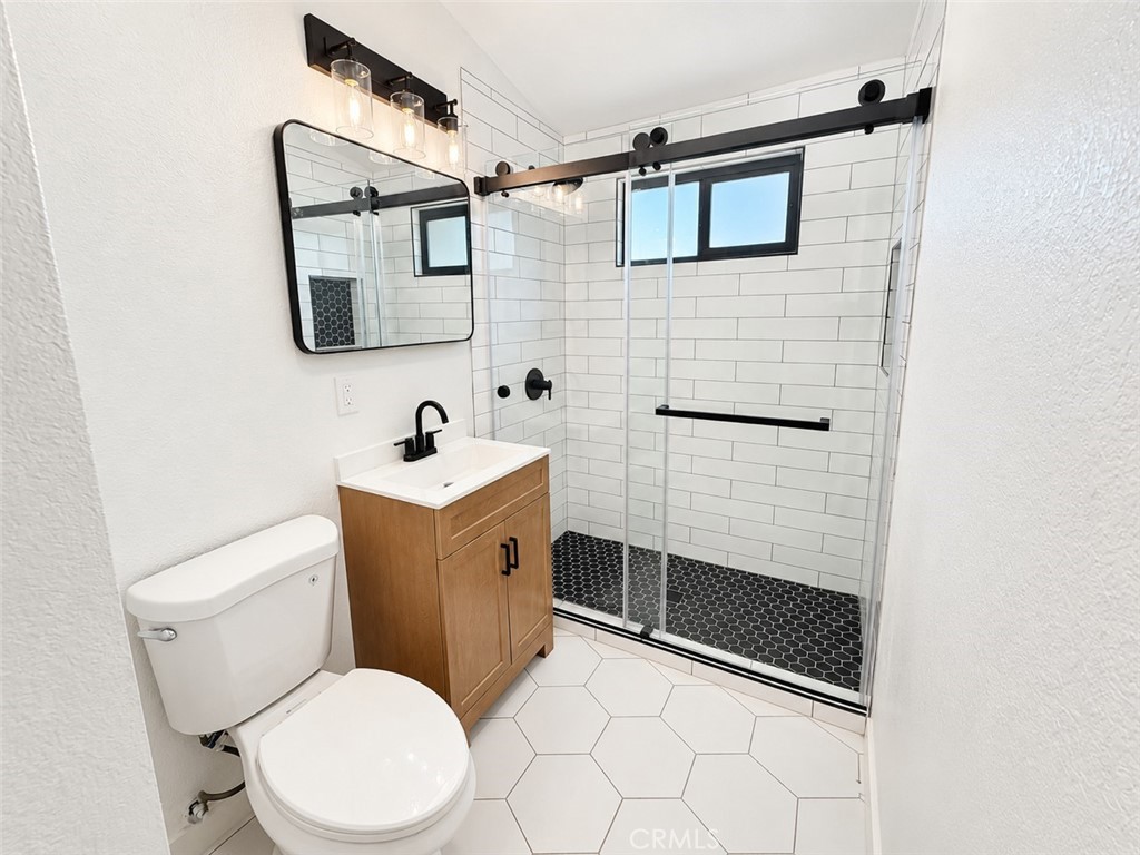BATH 2 - 2109 W Gage, Fullerton CA 92833 - photo 16