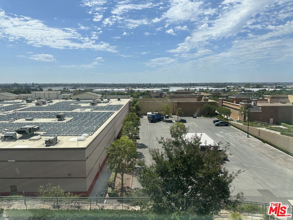 2118 Arnold Way, Fullerton CA 92833 - photo 4