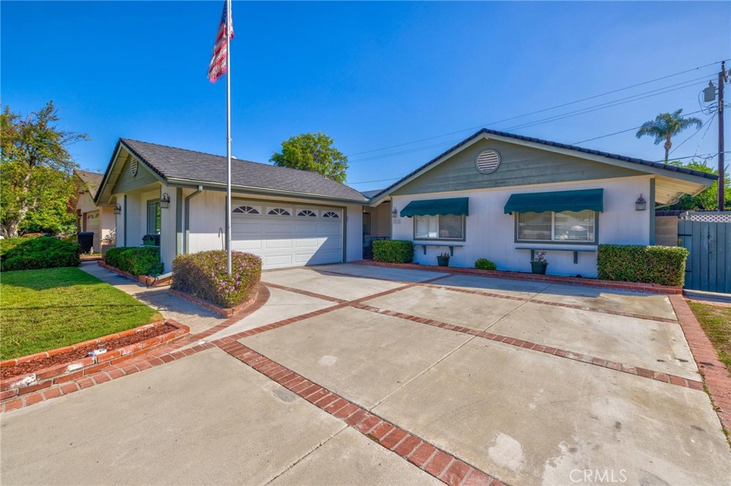 2212 Hartford, Fullerton CA 92831 - photo 2