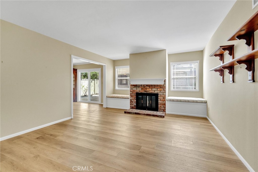 2212 Hartford, Fullerton CA 92831 - photo 4
