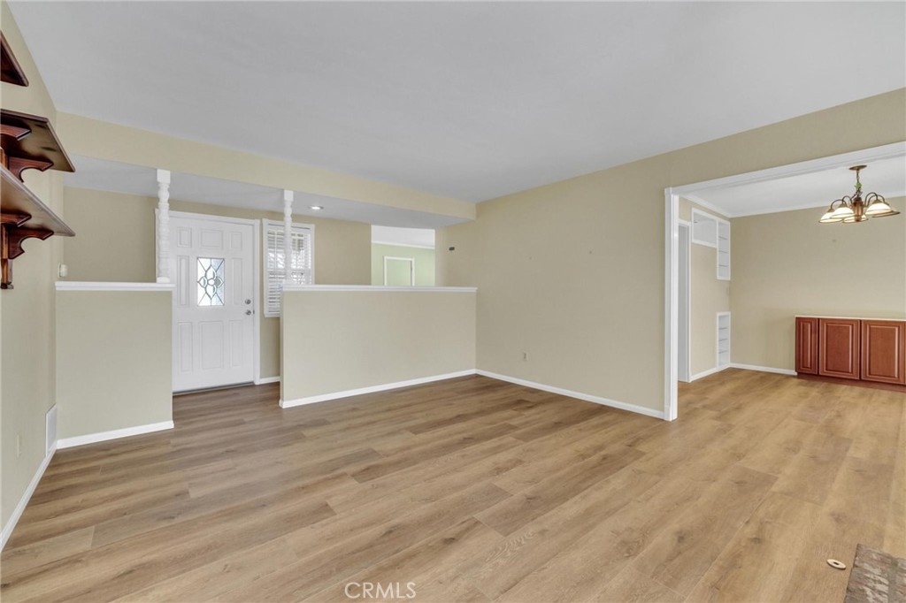 2212 Hartford, Fullerton CA 92831 - photo 5