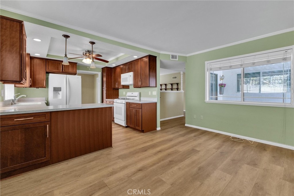 2212 Hartford, Fullerton CA 92831 - photo 16