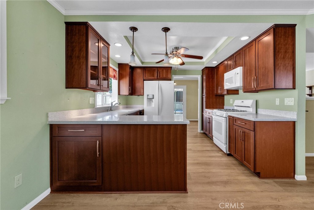 2212 Hartford, Fullerton CA 92831 - photo 17