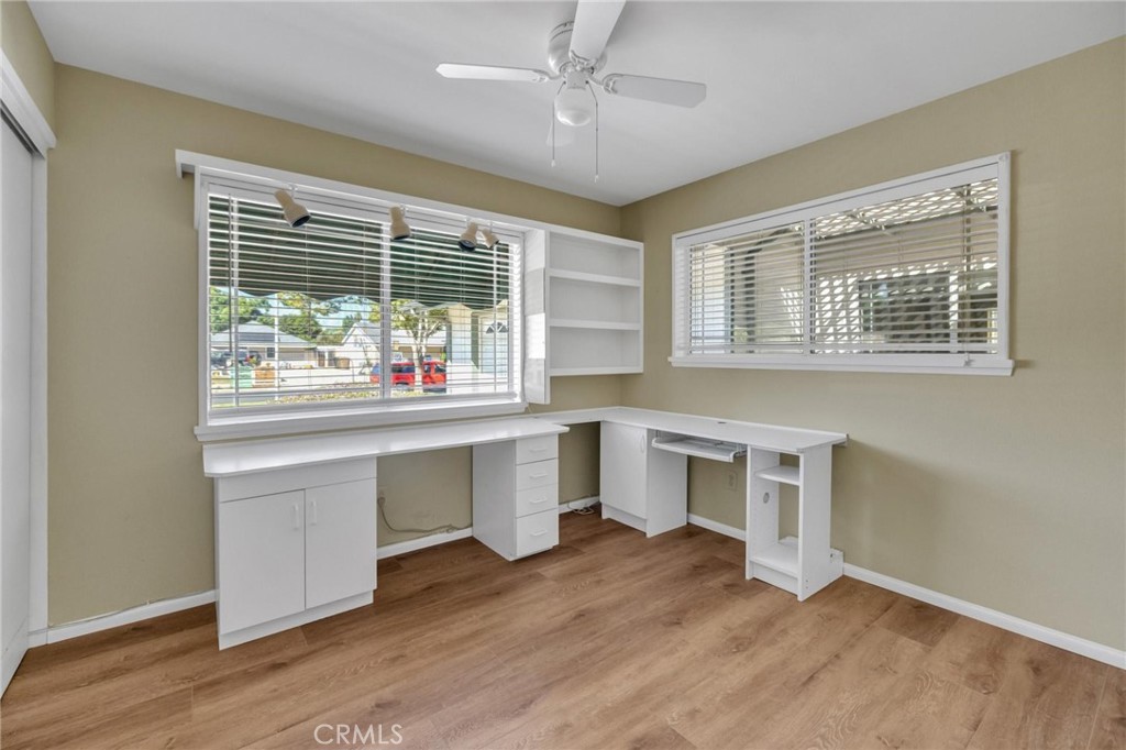 2212 Hartford, Fullerton CA 92831 - photo 20