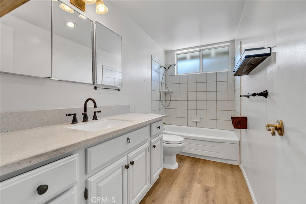 2212 Hartford, Fullerton CA 92831 - photo 24