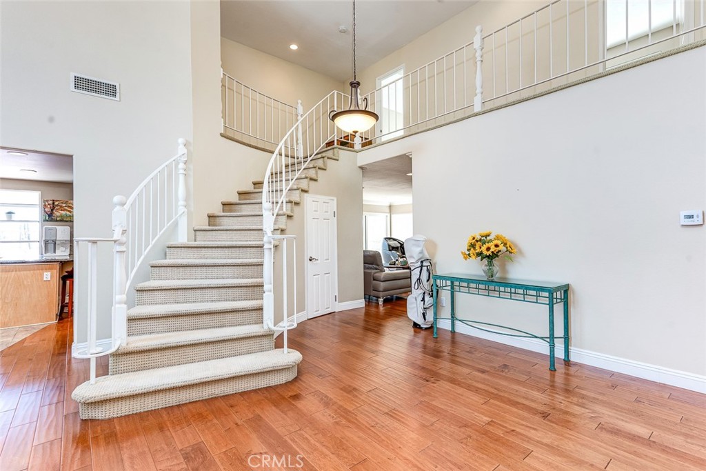 stairs - 2245 Pickwick, Fullerton CA 92833 - photo 4