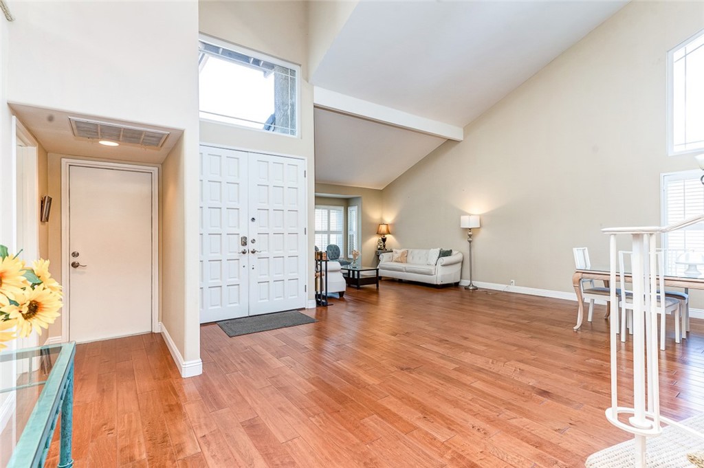 hallway - 2245 Pickwick, Fullerton CA 92833 - photo 5