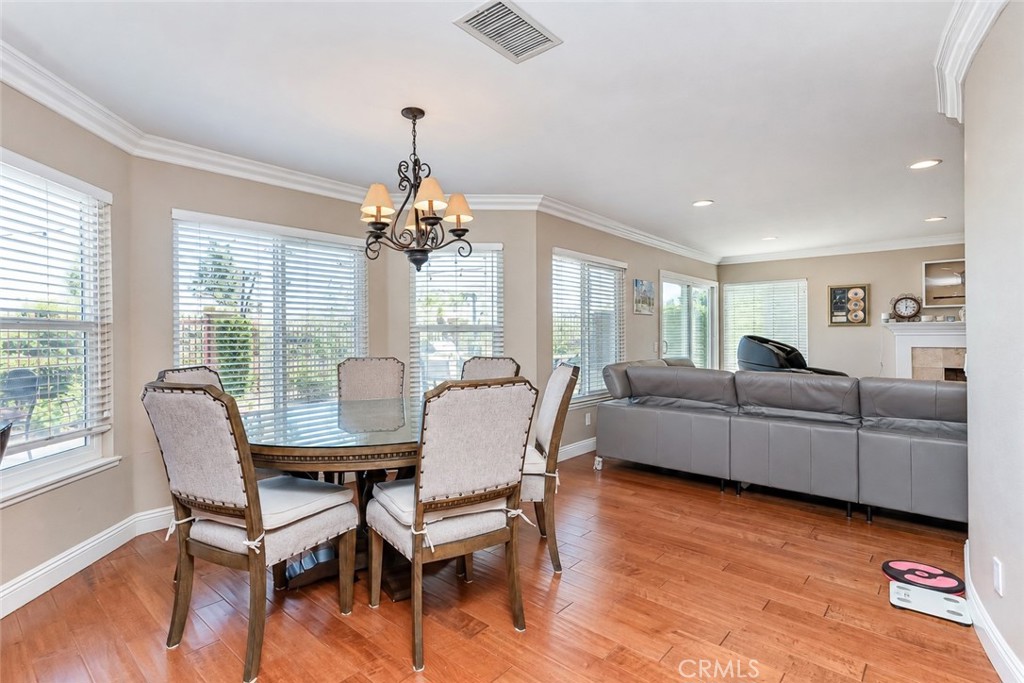 breakfast area - 2245 Pickwick, Fullerton CA 92833 - photo 12