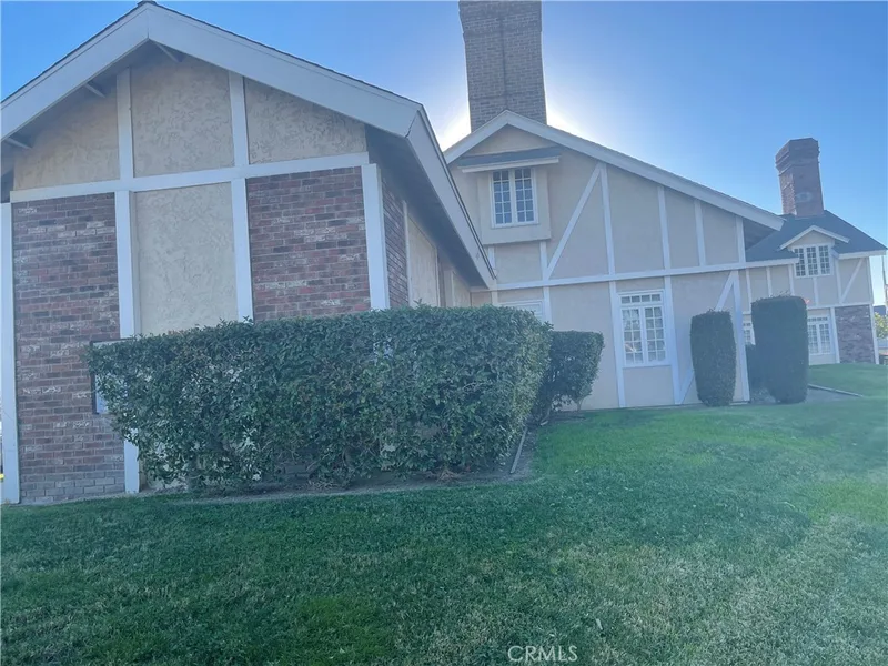 2270 Rosecrans, Fullerton, CA 92833