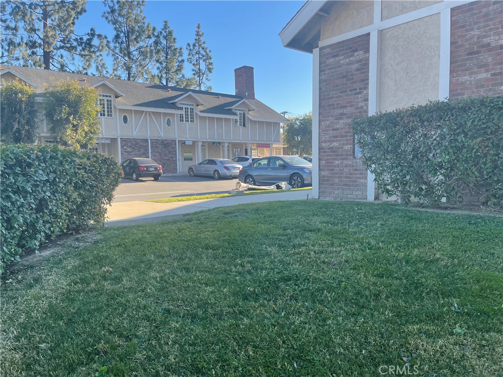 2270 Rosecrans, Fullerton CA 92833 - photo 2